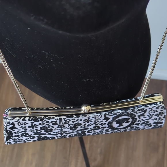 Collectible Patricia Field Barbie Luxe Black And White Clutch/Crossbody - Picture 3 of 9
